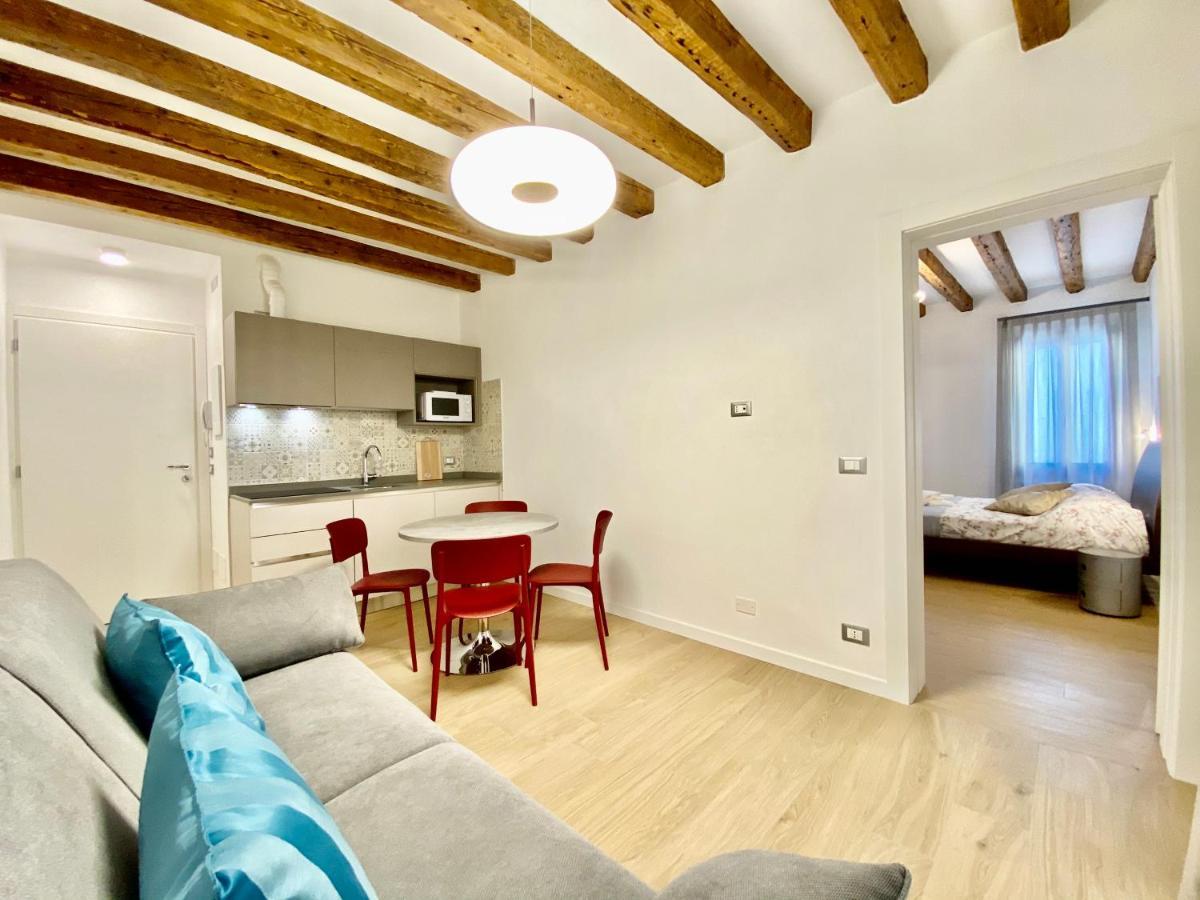 Suite House New Apartments Wi Fi Venice Island Eksteriør bilde