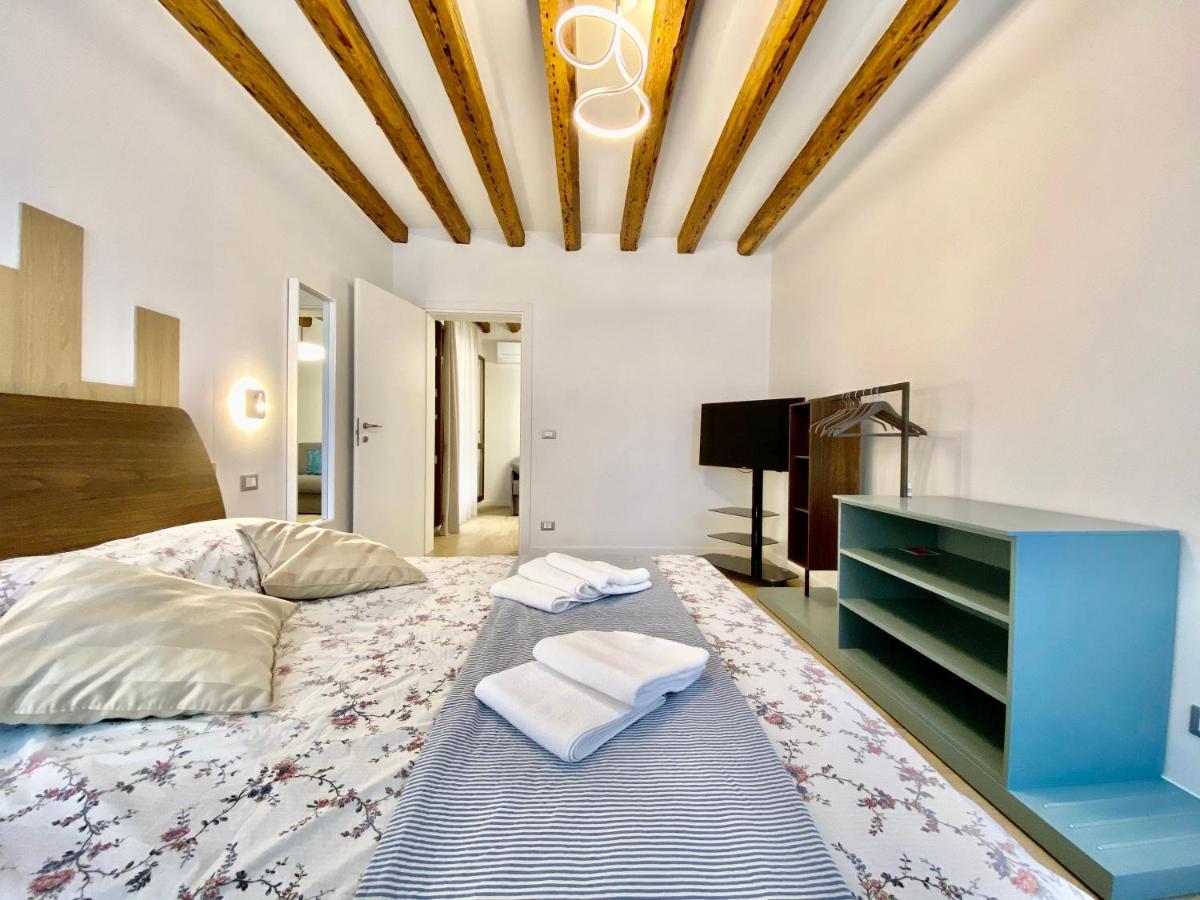 Suite House New Apartments Wi Fi Venice Island Eksteriør bilde
