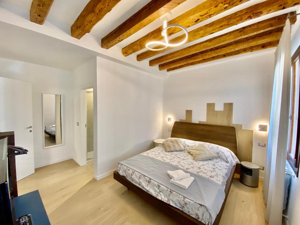 Suite House New Apartments Wi Fi Venice Island Eksteriør bilde