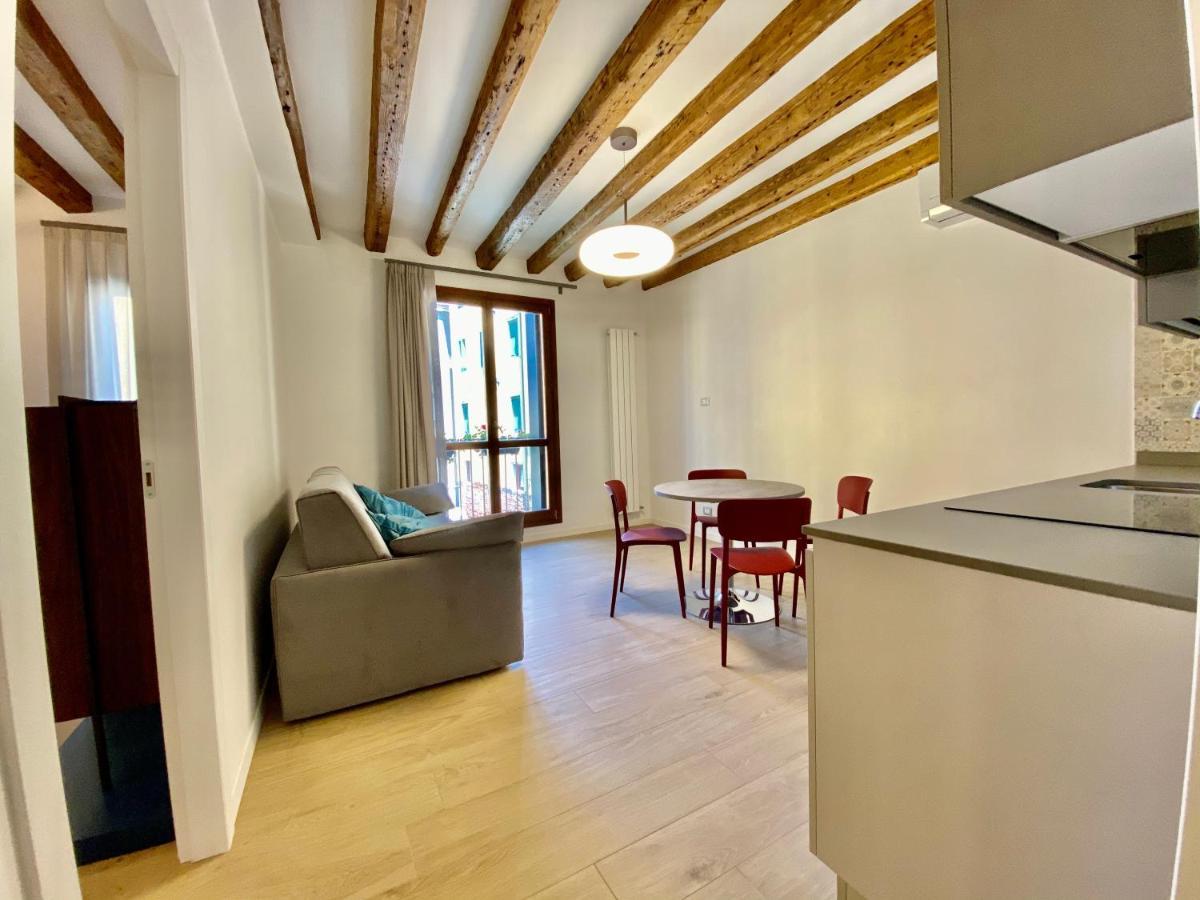 Suite House New Apartments Wi Fi Venice Island Eksteriør bilde