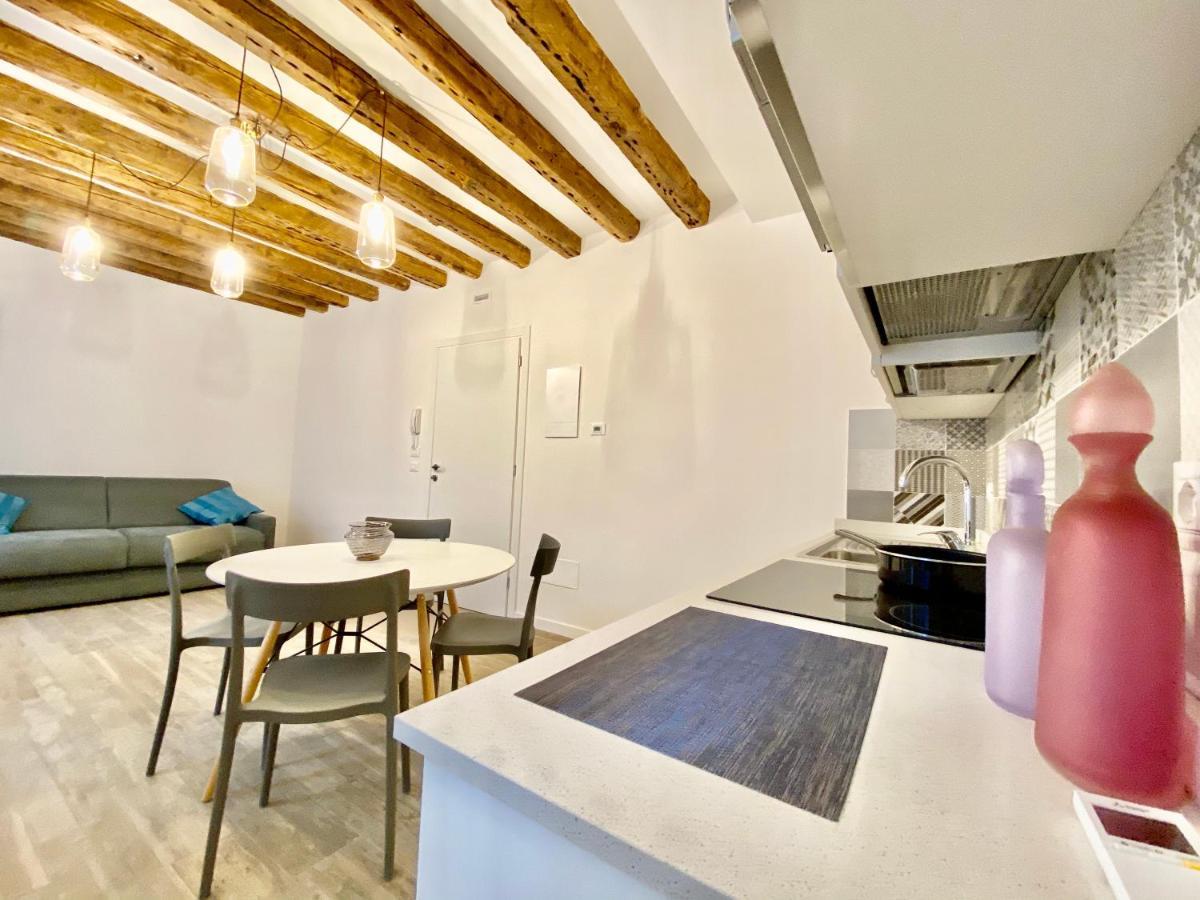 Suite House New Apartments Wi Fi Venice Island Eksteriør bilde